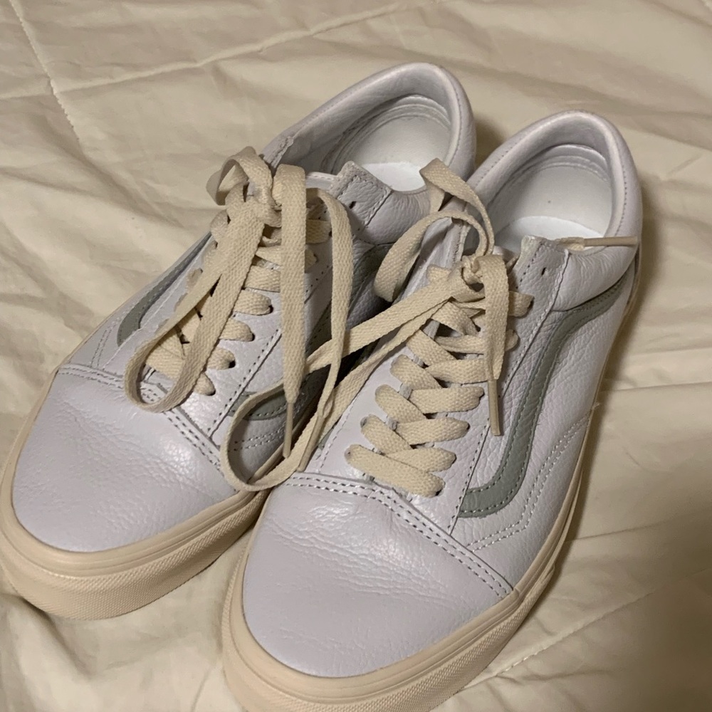 Leather vans ( cream ) - vintage pop grey